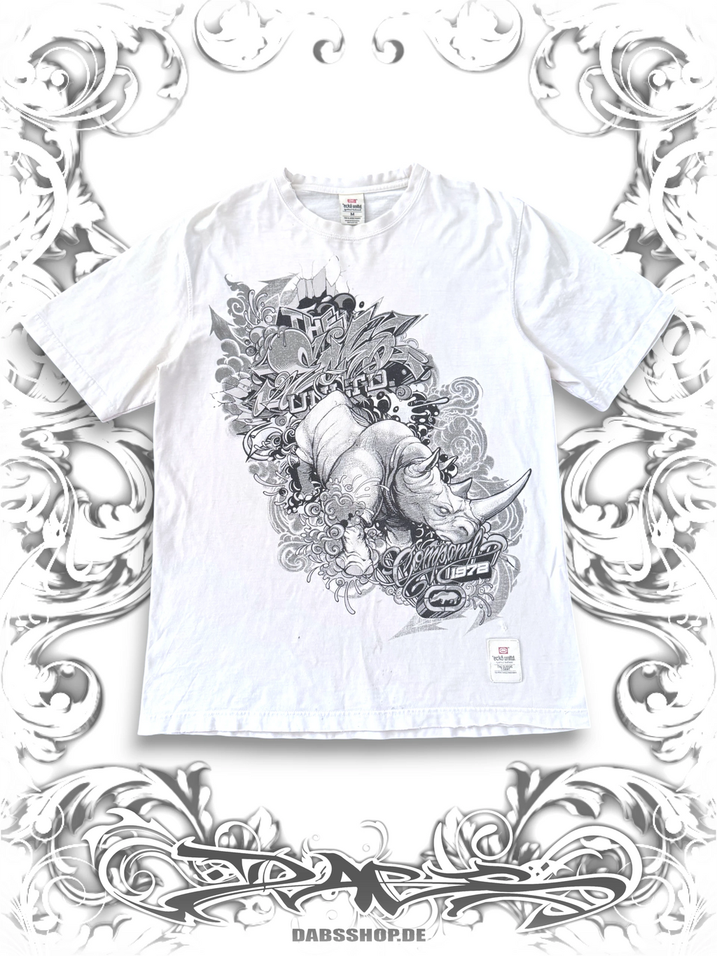 Ecko Unltd. vintage T-shirt with textured rhino graphic print in Y2K streetwear style