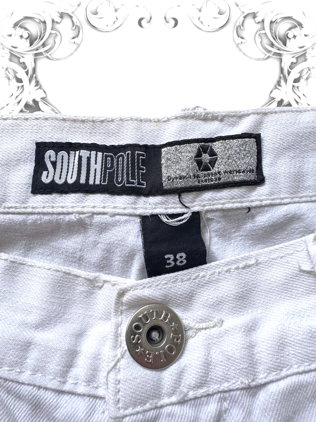 Southpole Silver Tab Reptile Texture Baggy Jorts