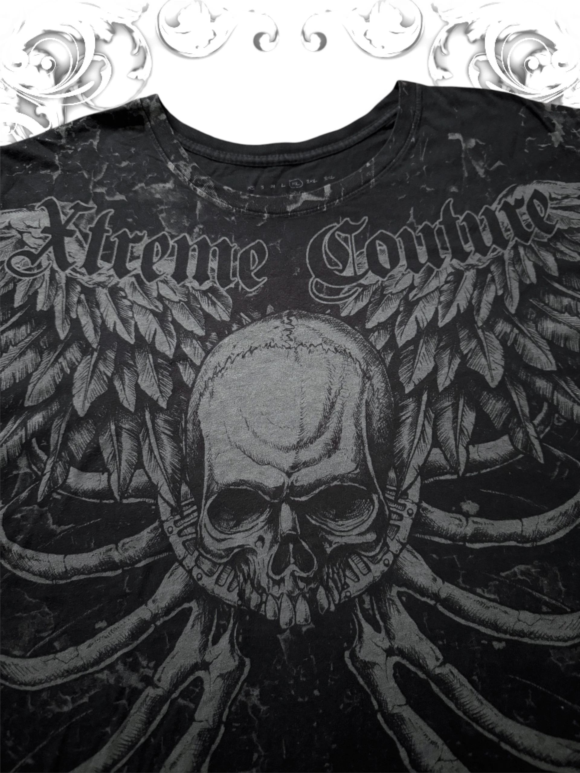 Xtreme Couture Winged Skull 2000s T-Shirt