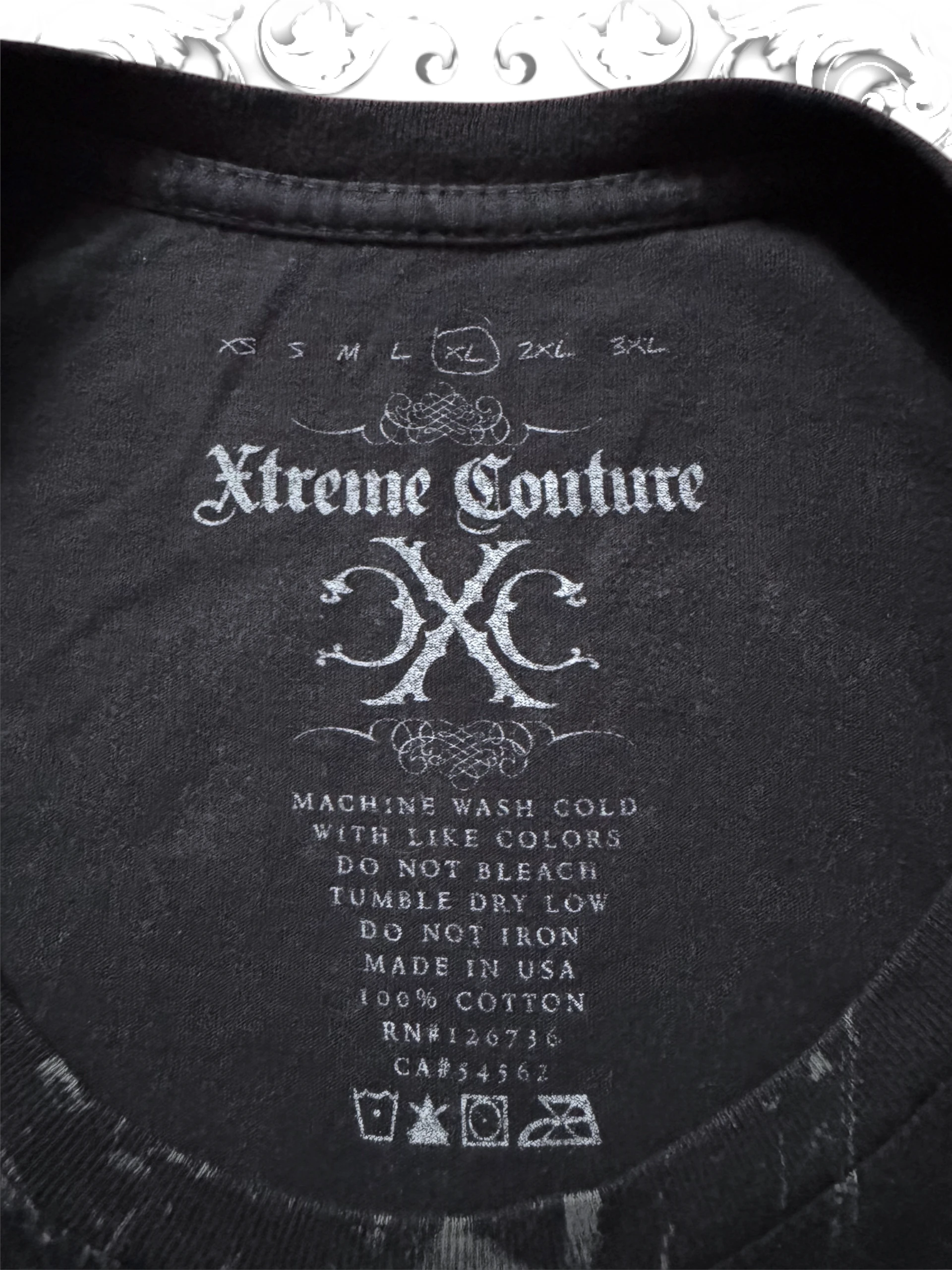 Xtreme Couture Winged Skull 2000s T-Shirt