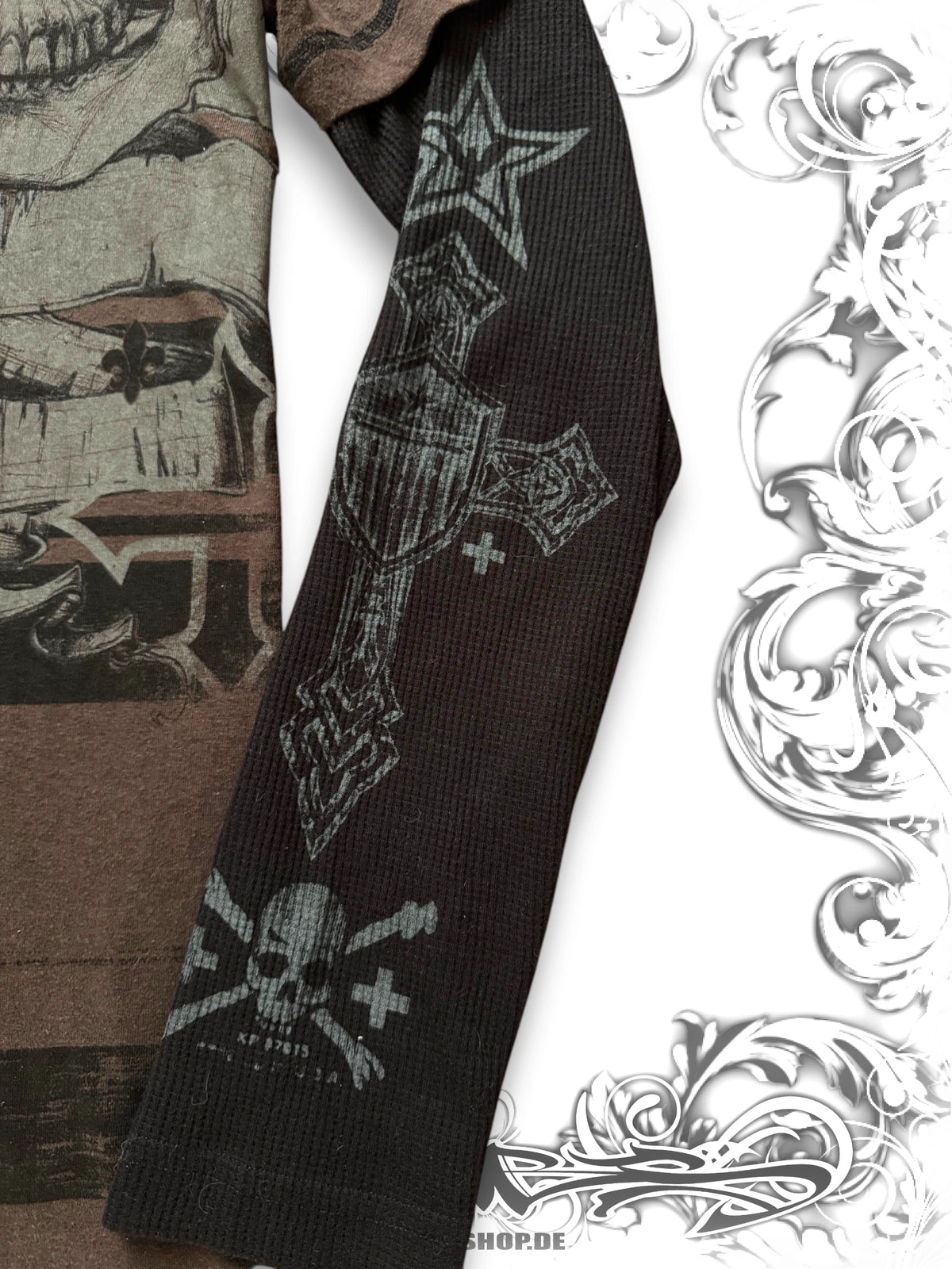 MMA Elite Grunge Skulls Layered Longsleeve