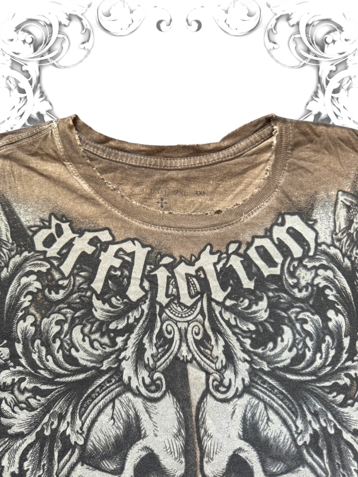 Affliction Grunge Washed 2000s T-Shirt