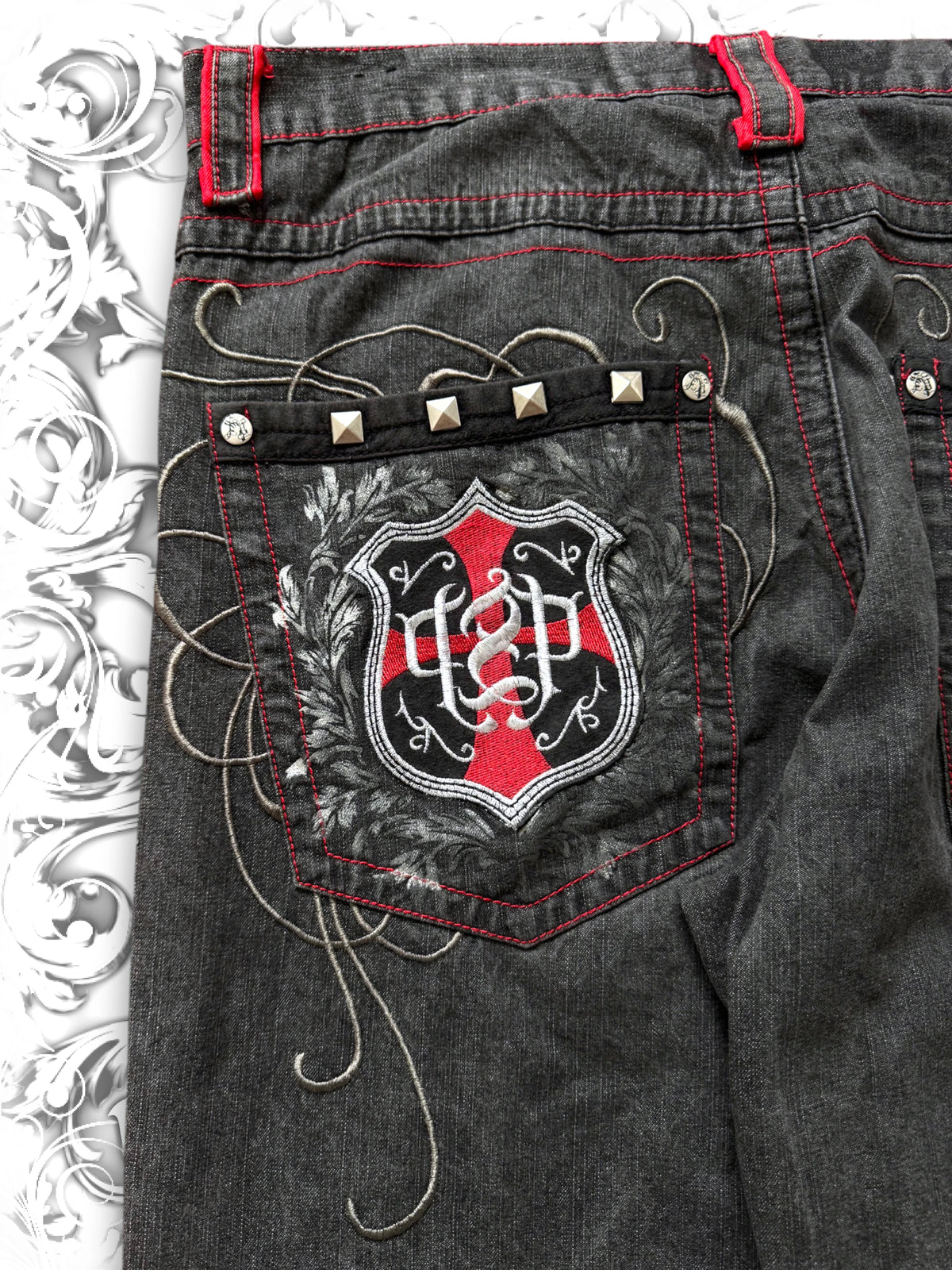Southpole Studded Premium Vintage Baggy Jeans