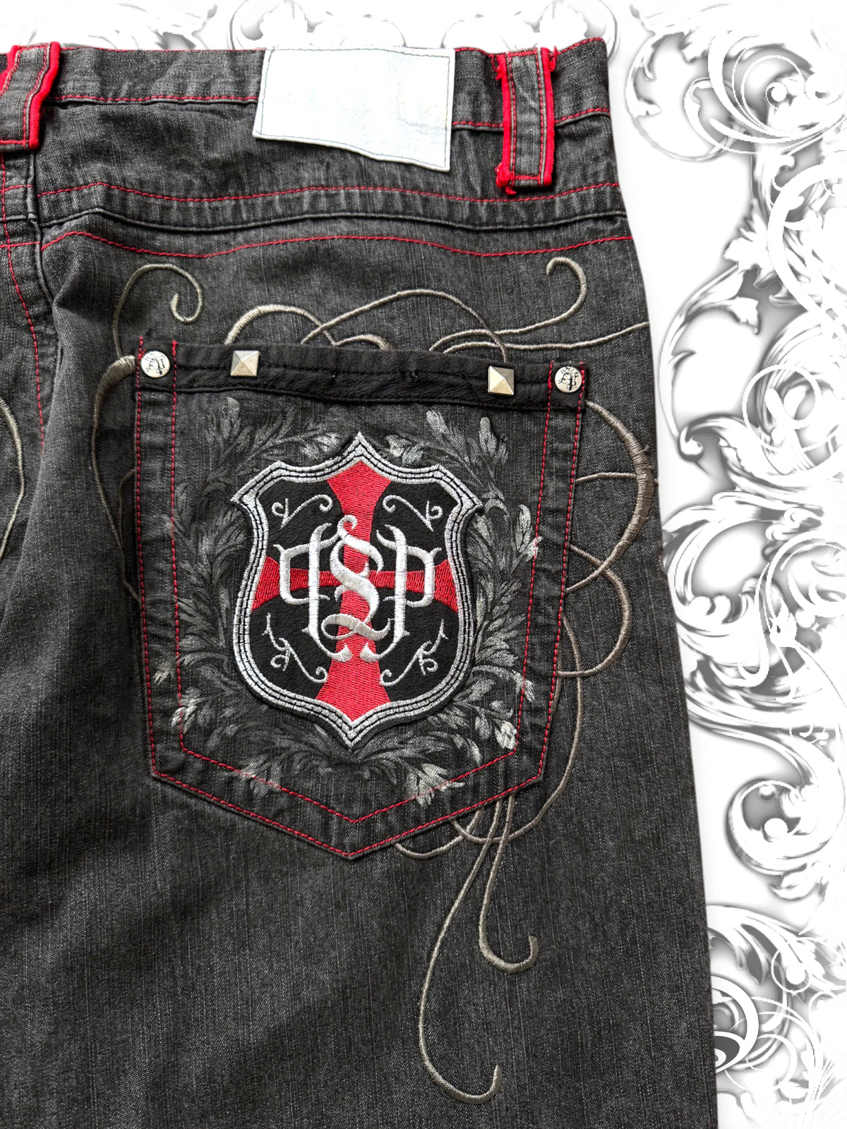 Southpole Studded Premium Vintage Baggy Jeans