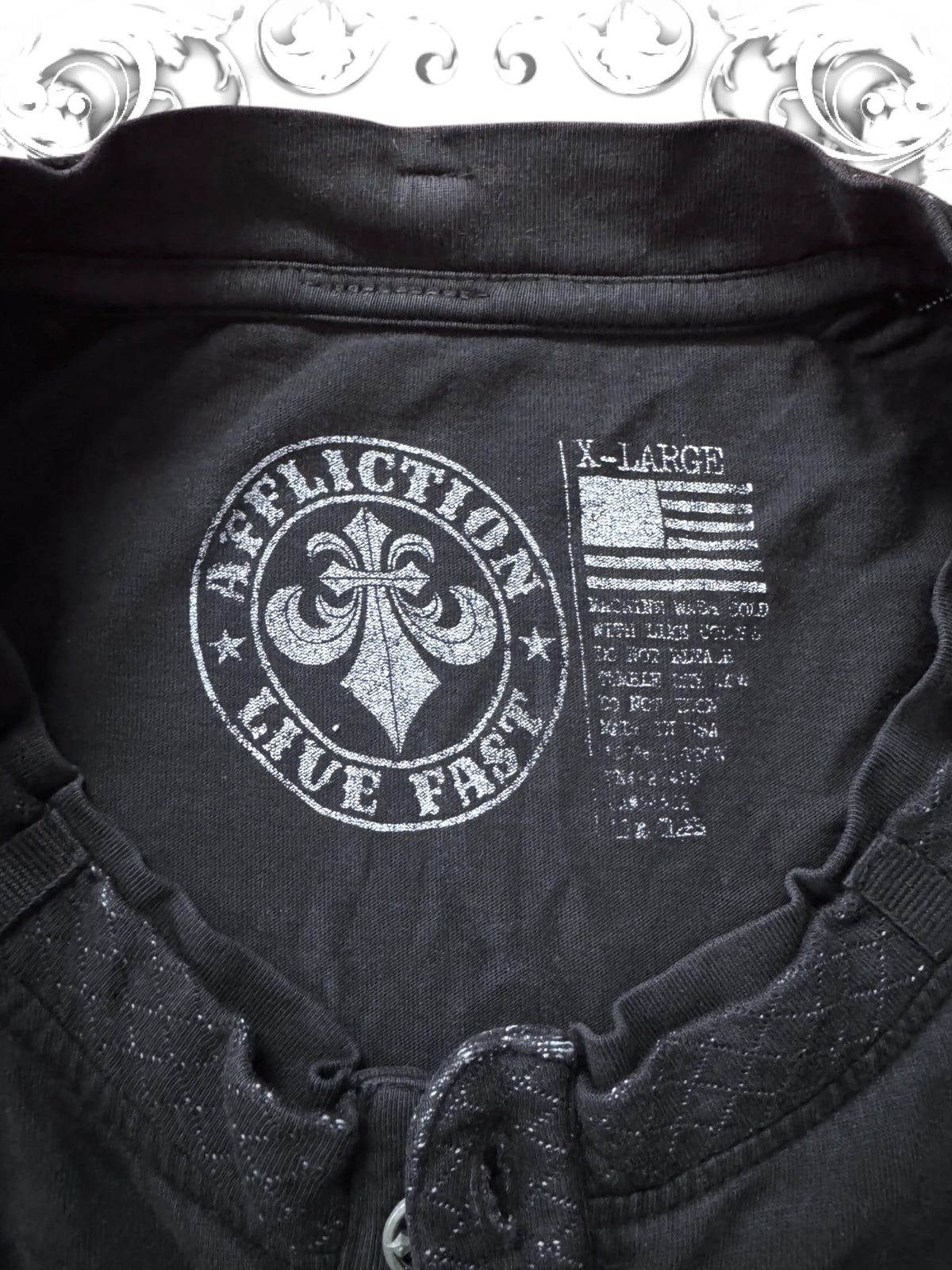 Affliction Winged Tribal 2000s Longsleeve