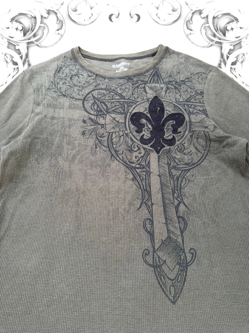 No Boundaries Grunge Longsleeve