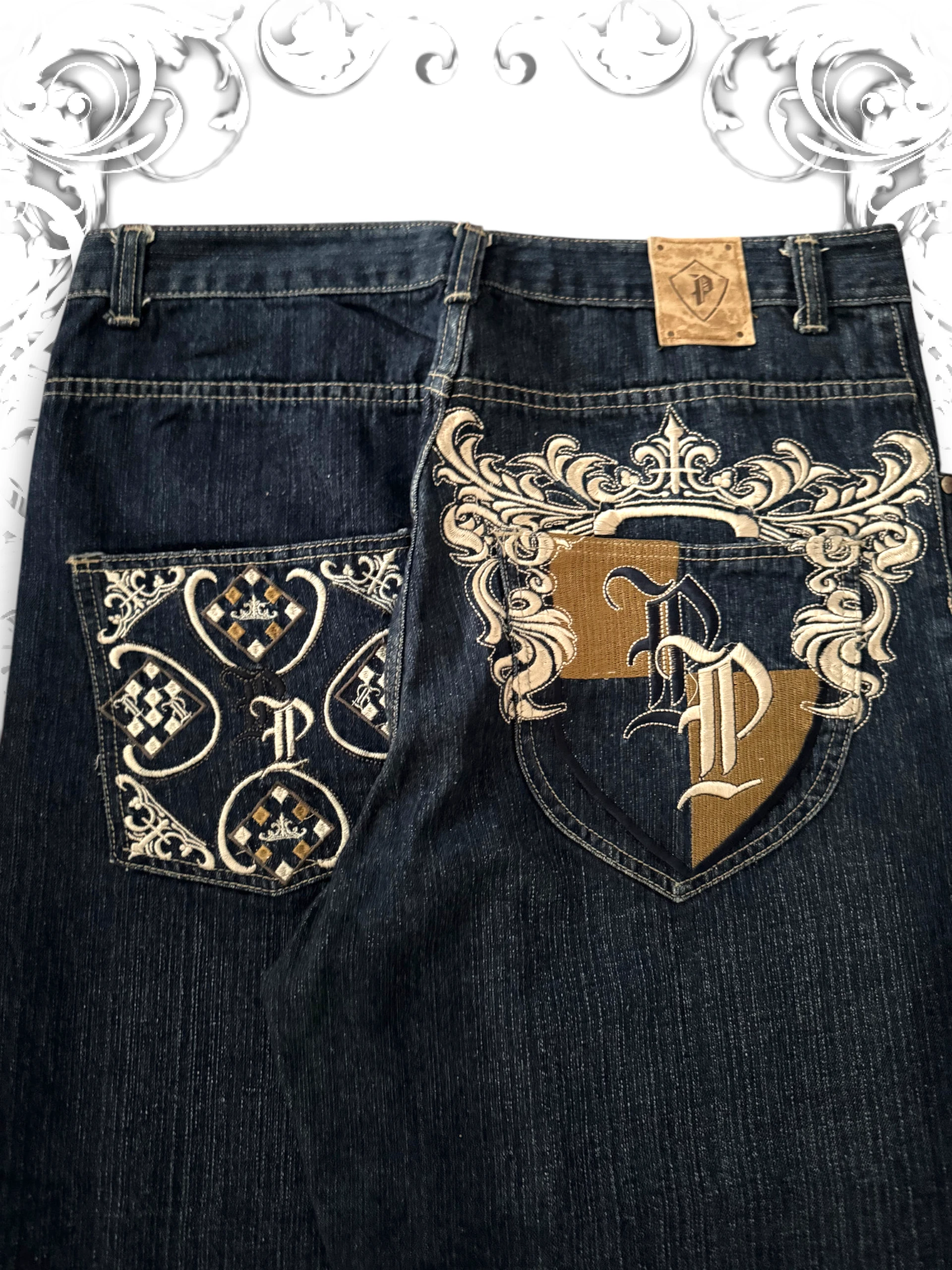 PellePelle Baggy Pants embroidered back pockets