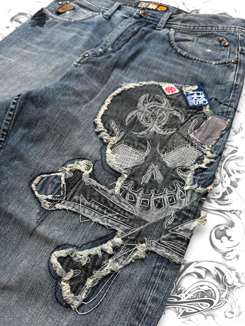 Akademiks Baggy y2k Skull Pants
