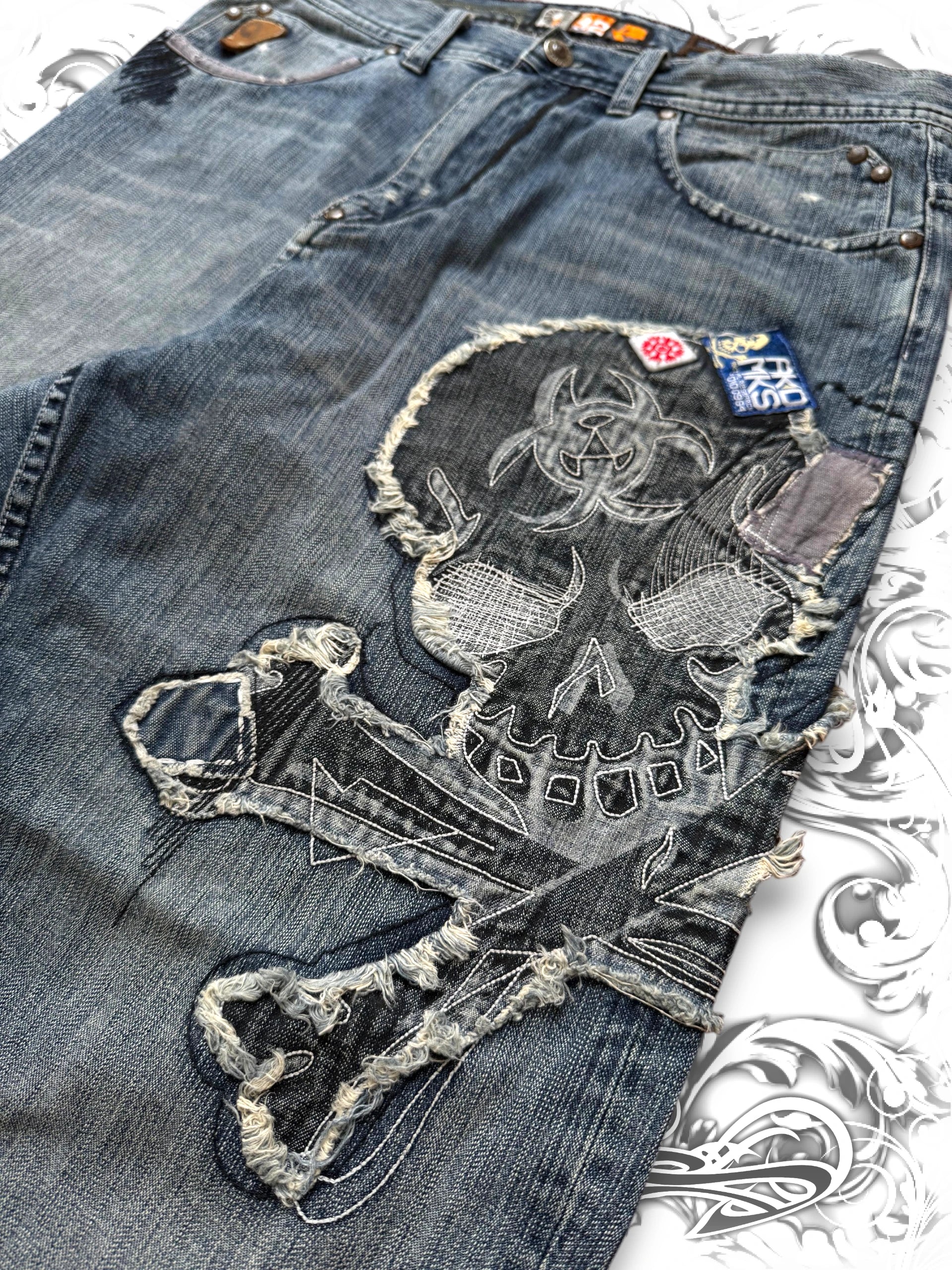 Akademiks Baggy y2k Skull Pants
