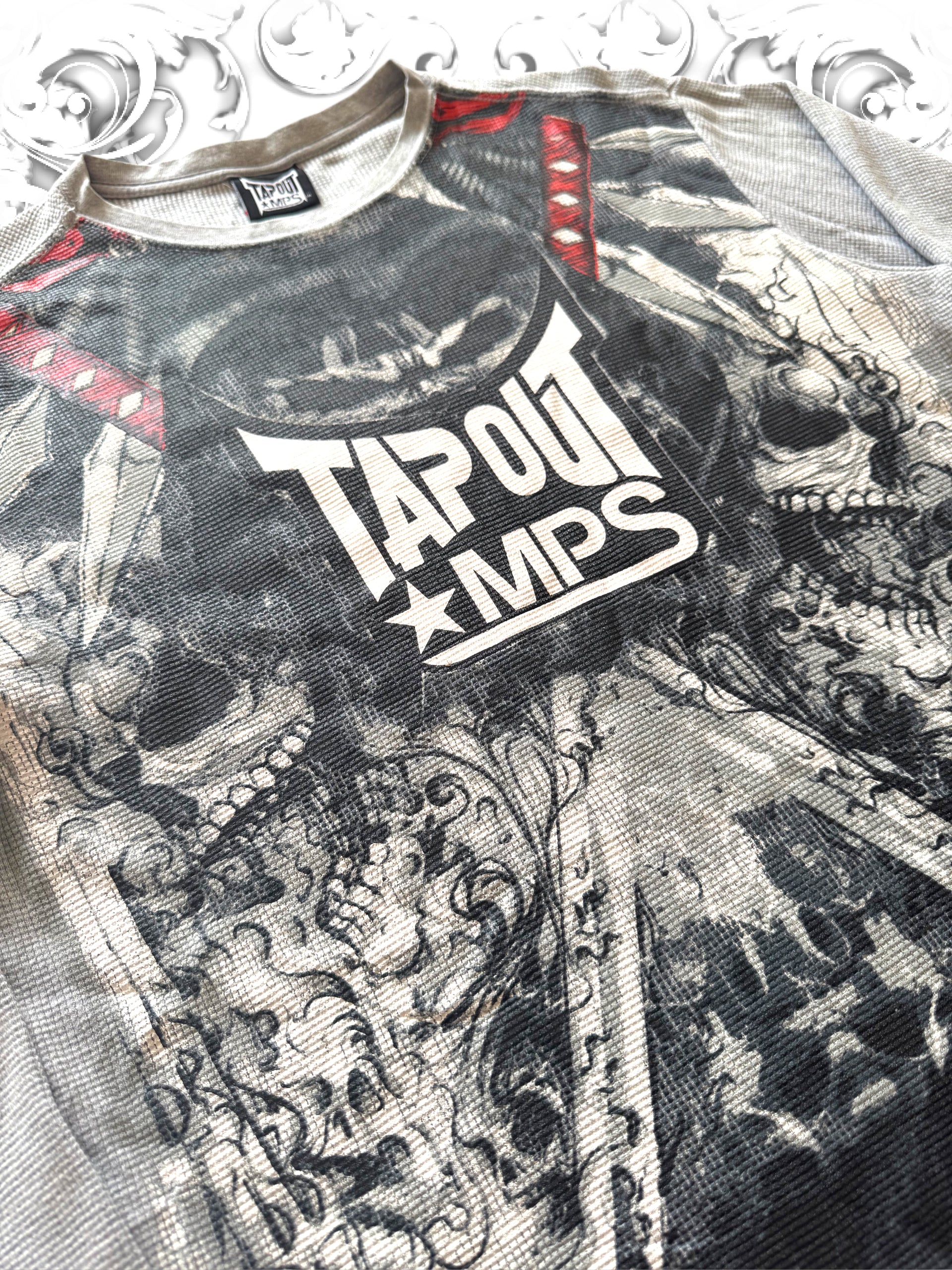 Tapout MPS Grunge All Over Print Longsleeve