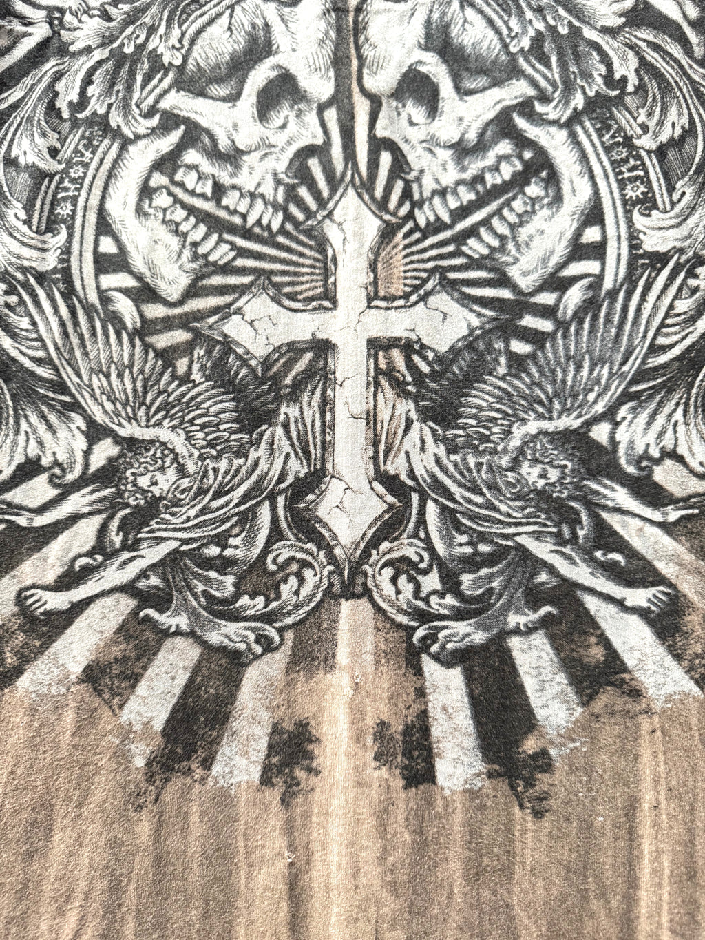 Affliction Grunge Washed 2000s T-Shirt