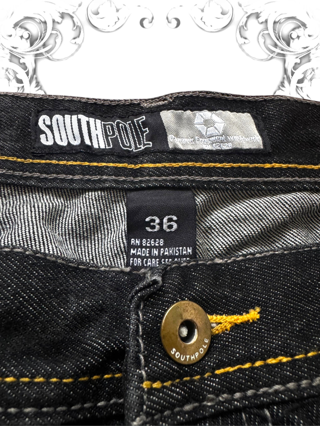 Southpole Silver Tab Premium Baggy Jorts