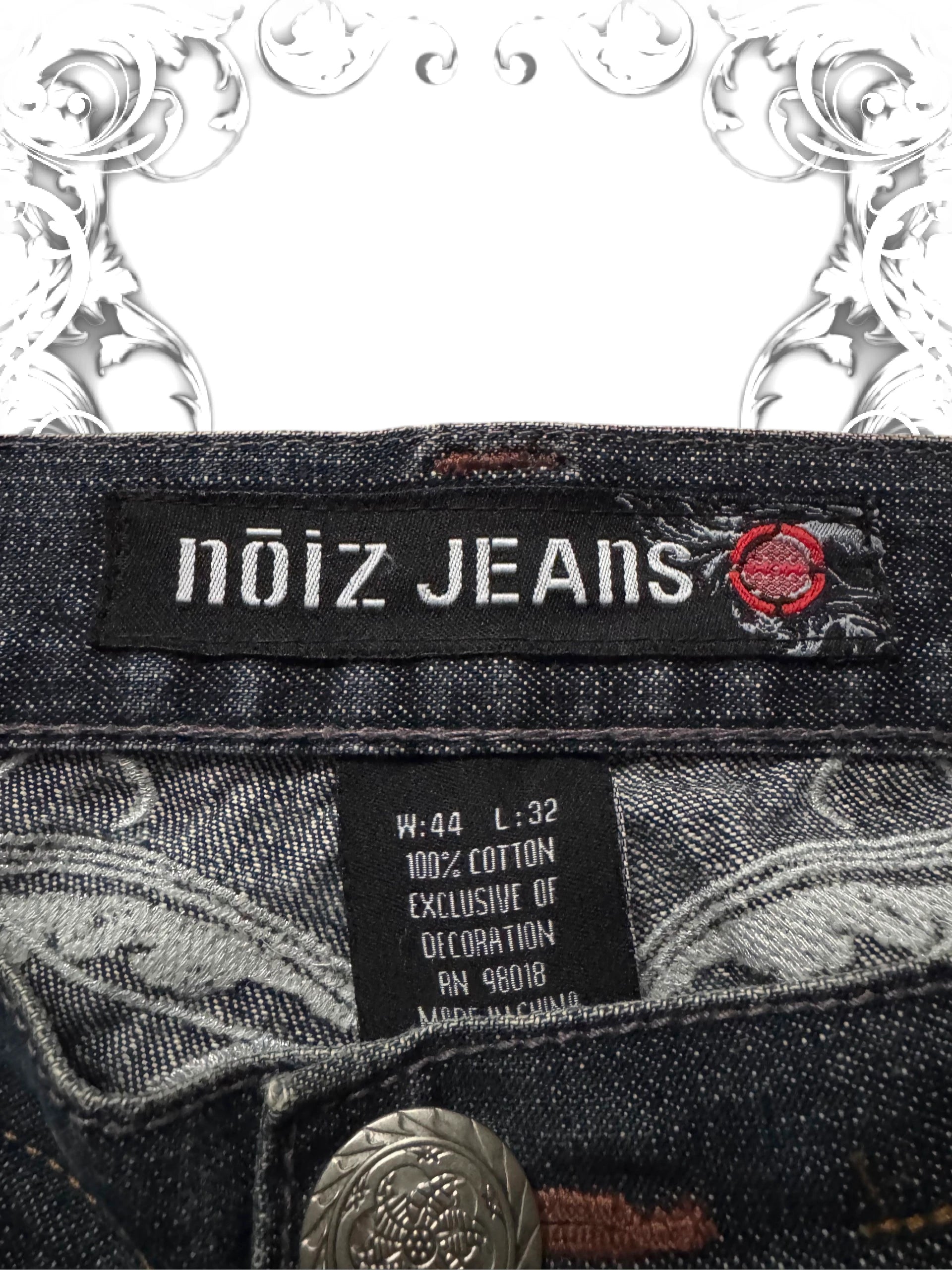Noiz 2000s Baggy Pants with Studded Back Pockets