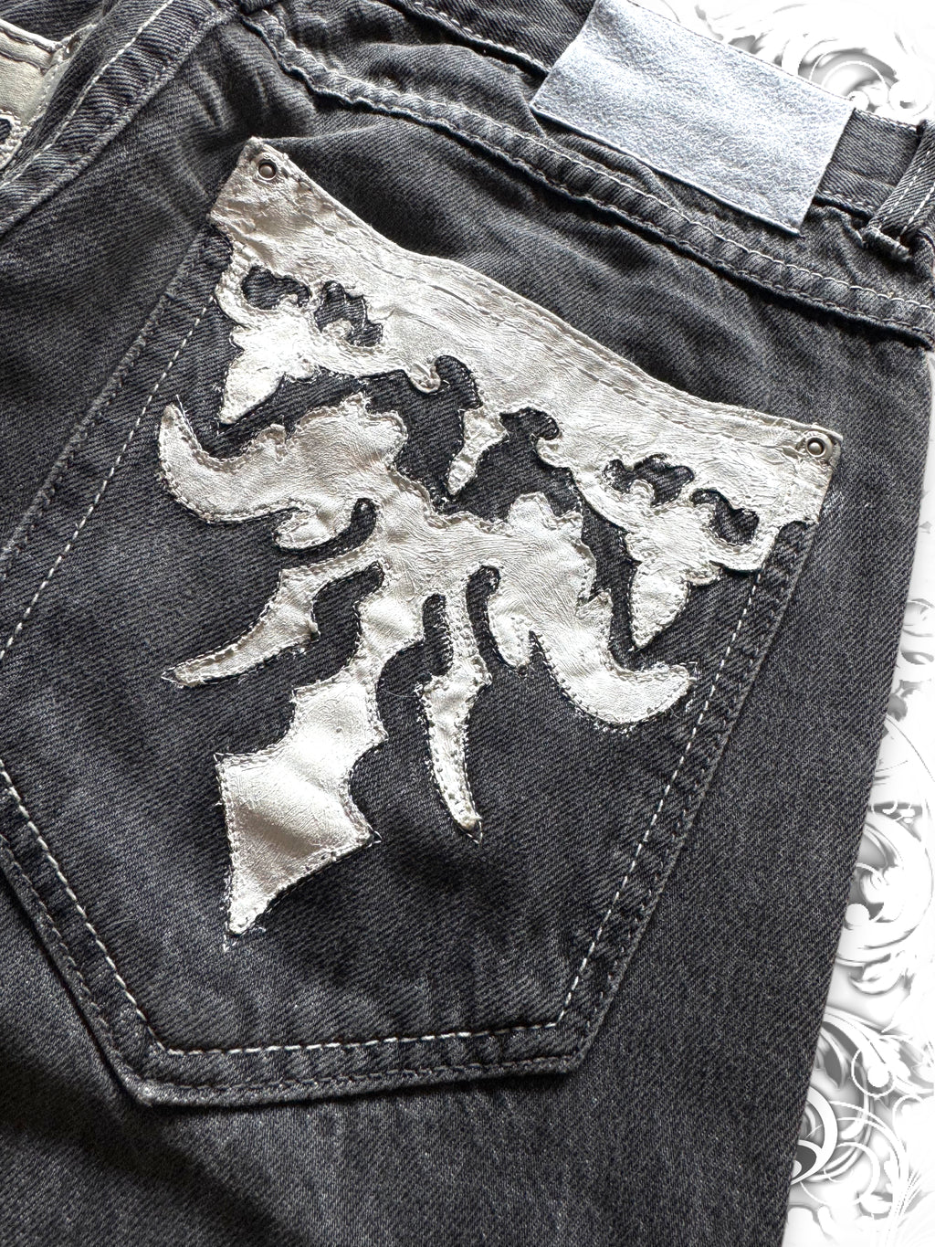 Southpole Silver Tab Baggy Pants with Embroidered Sigil Back Pockets