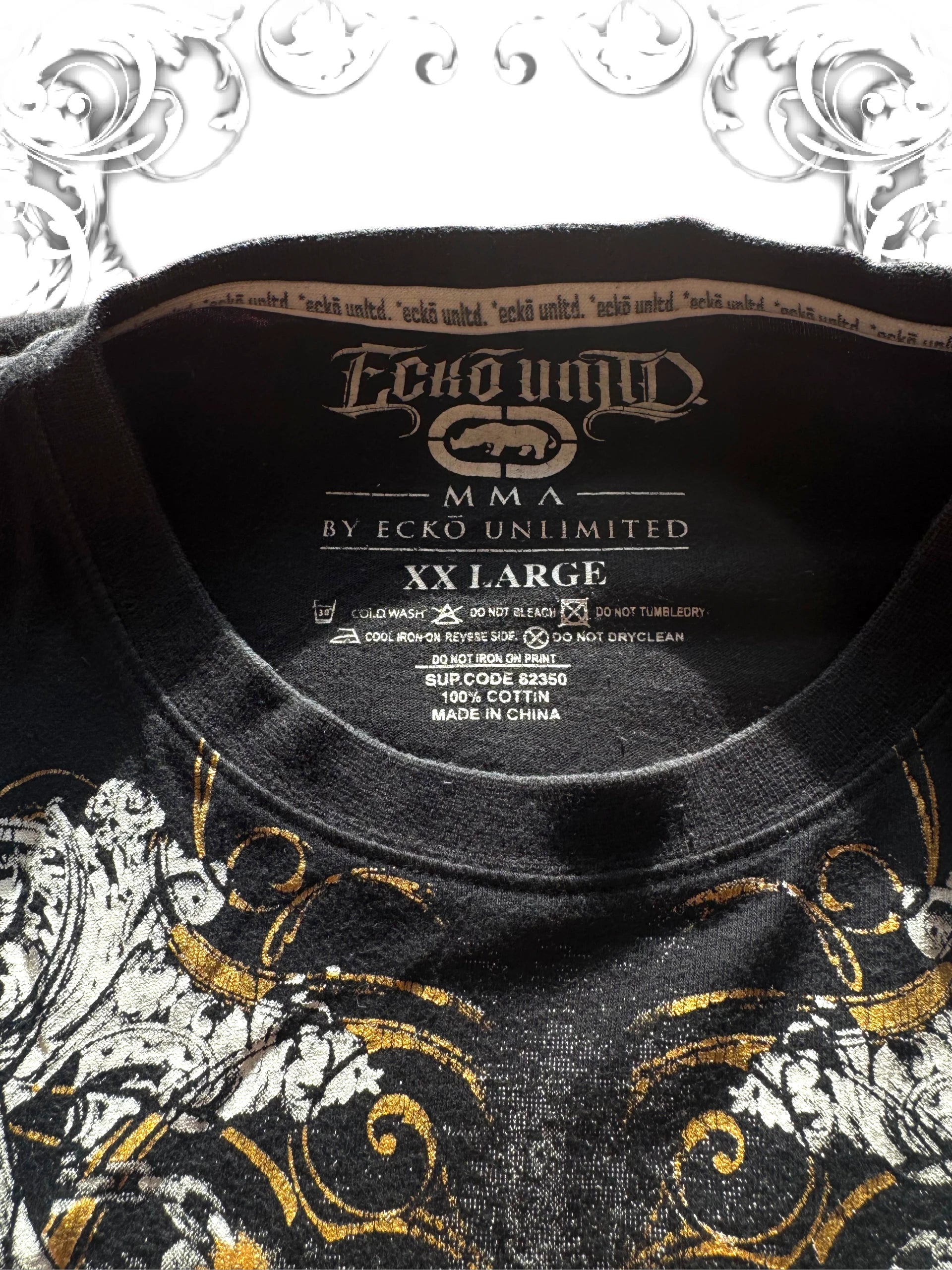 Ecko Unltd Embellished Skull Print with Golden Logo 2000s Shirt