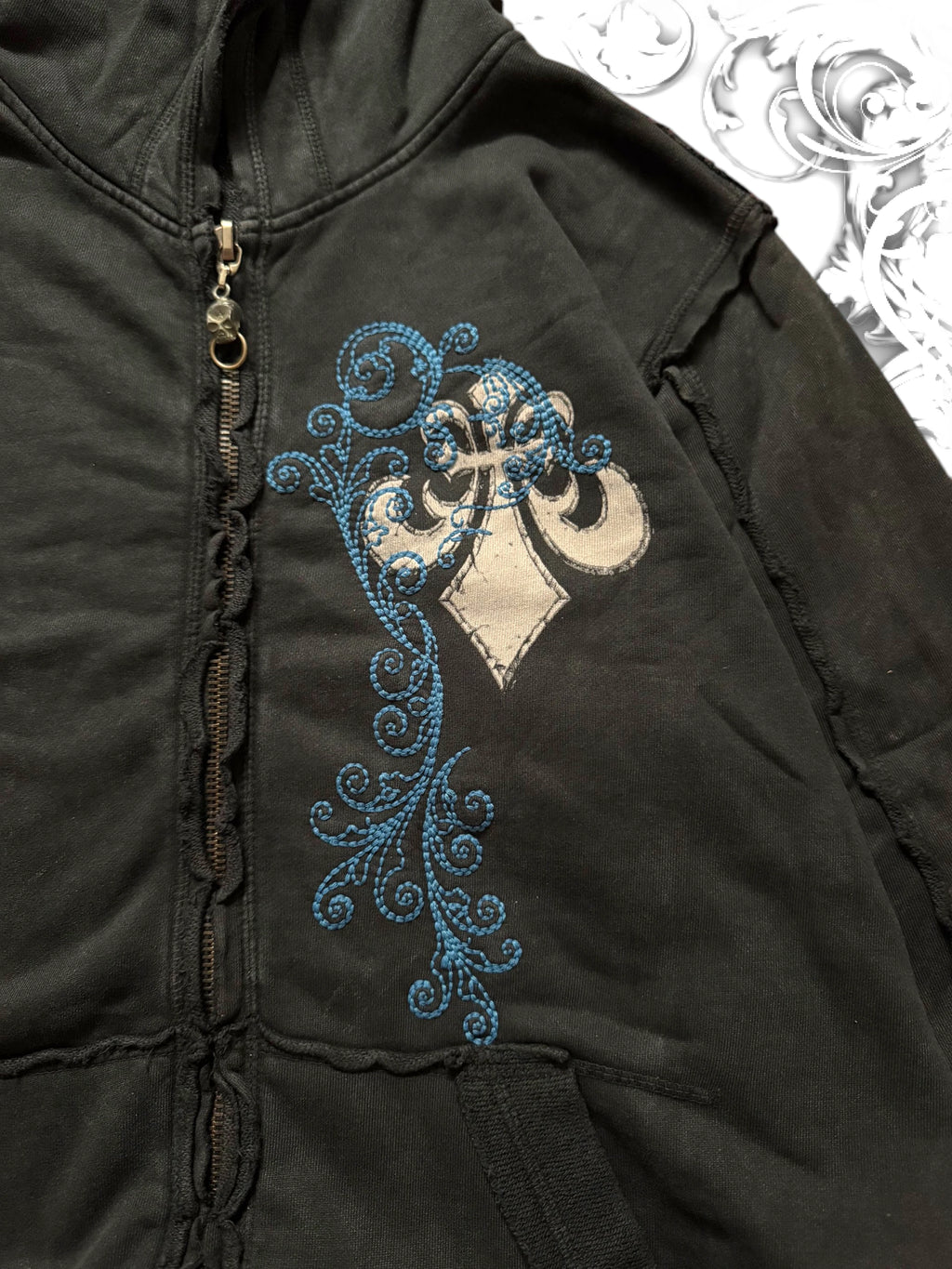 Affliction Embellished Skull 2000s Zip Hoodie