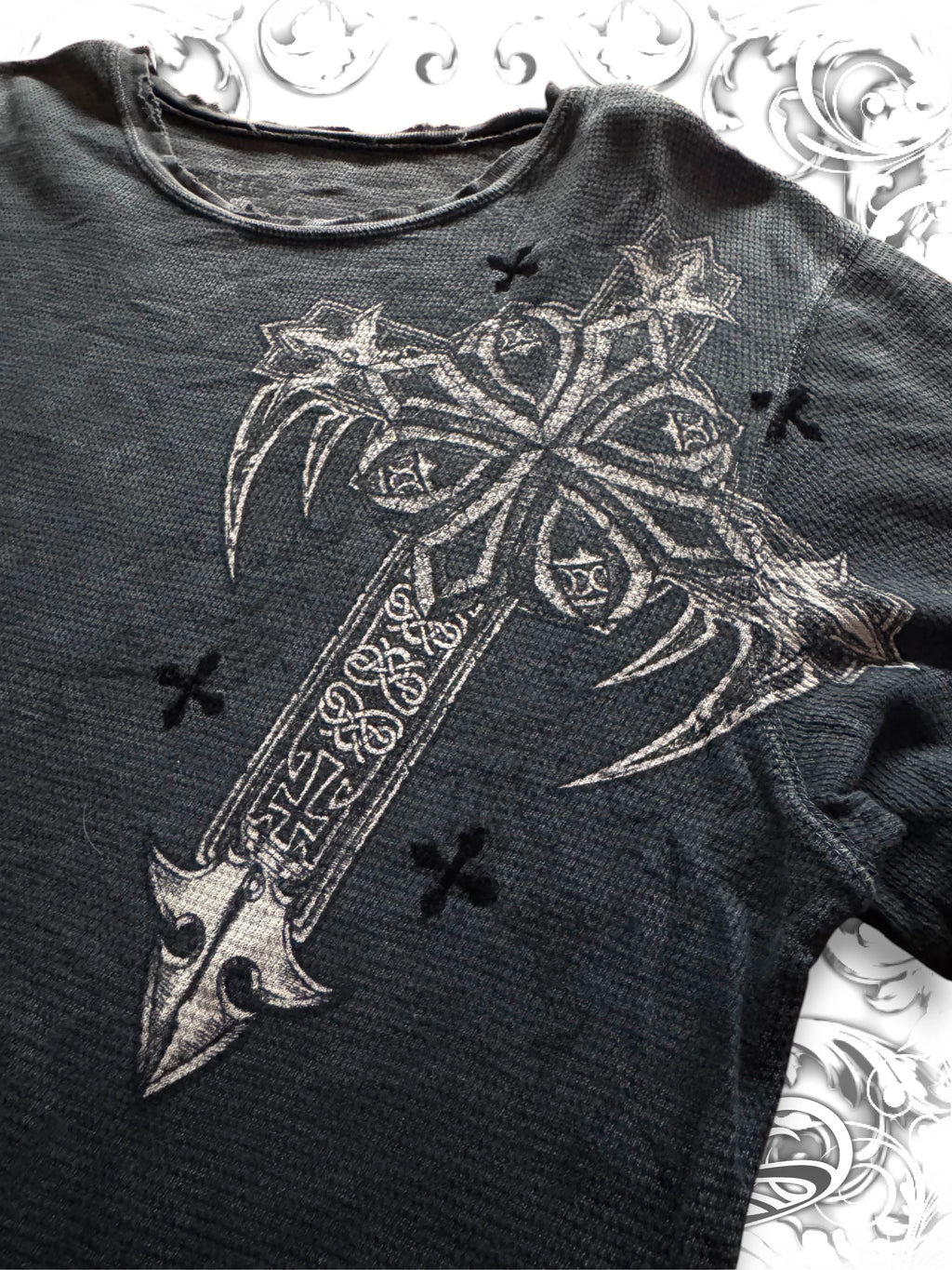Affliction Nordic Tribal Cross 2000s Longsleeve