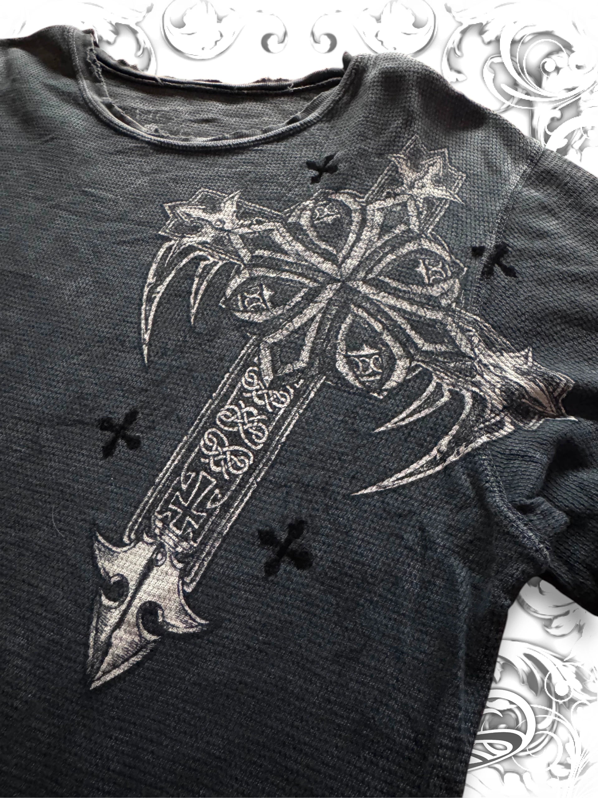 Affliction Nordic Tribal Cross 2000s Longsleeve