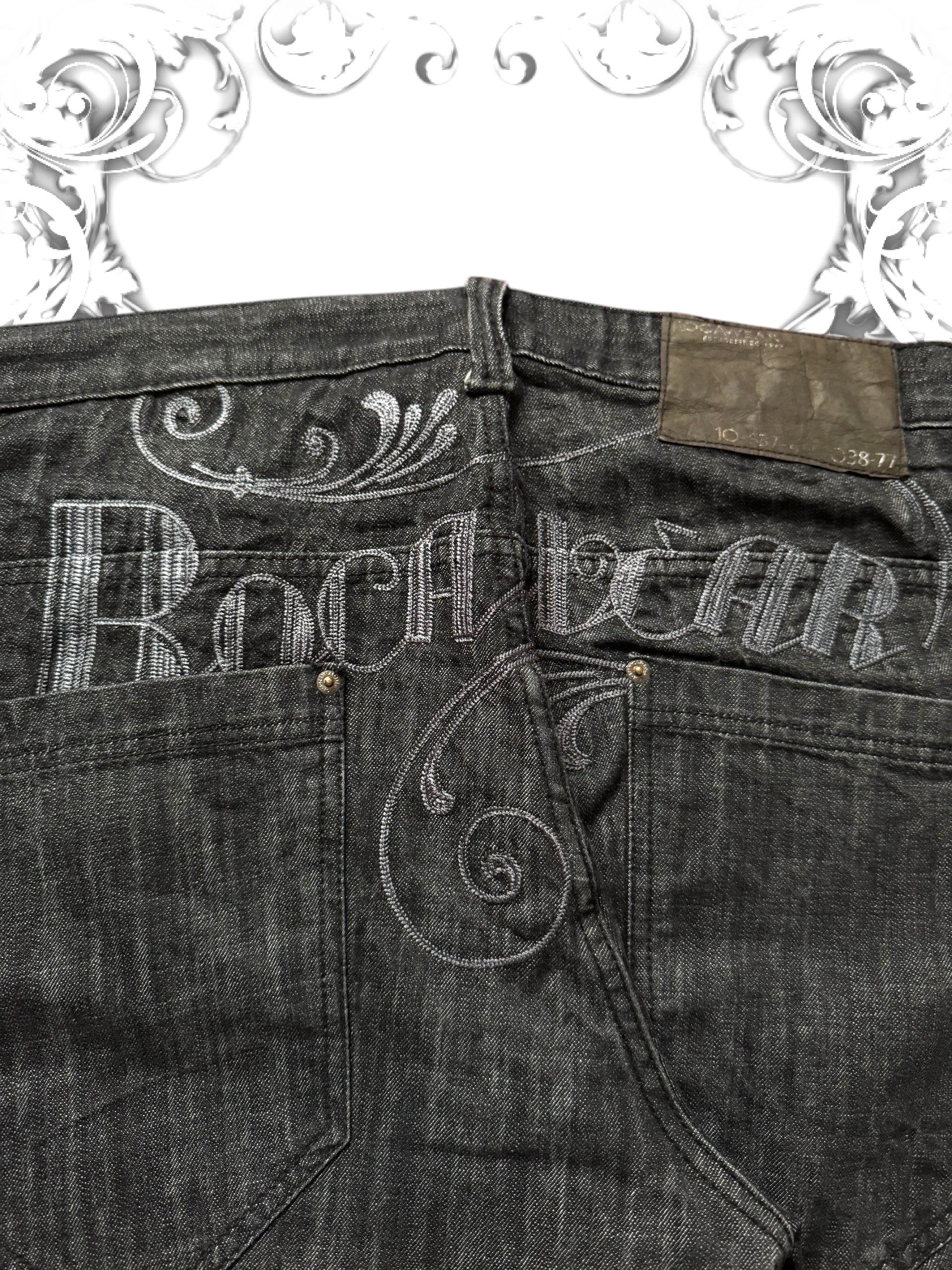 Rocawear Embroidered Baggy Pants Dark Washing