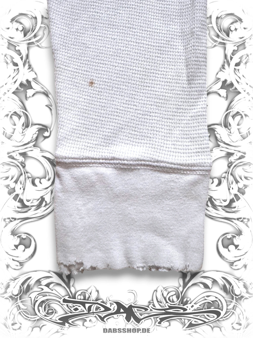 Affliction Winged Cross 2000s Thermal Longsleeve