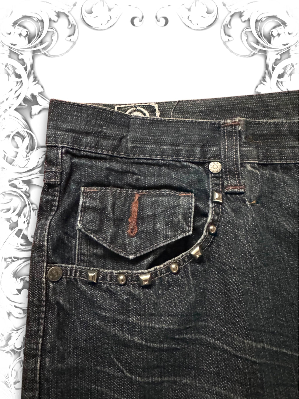 Noiz 2000s Baggy Pants with Studded Back Pockets