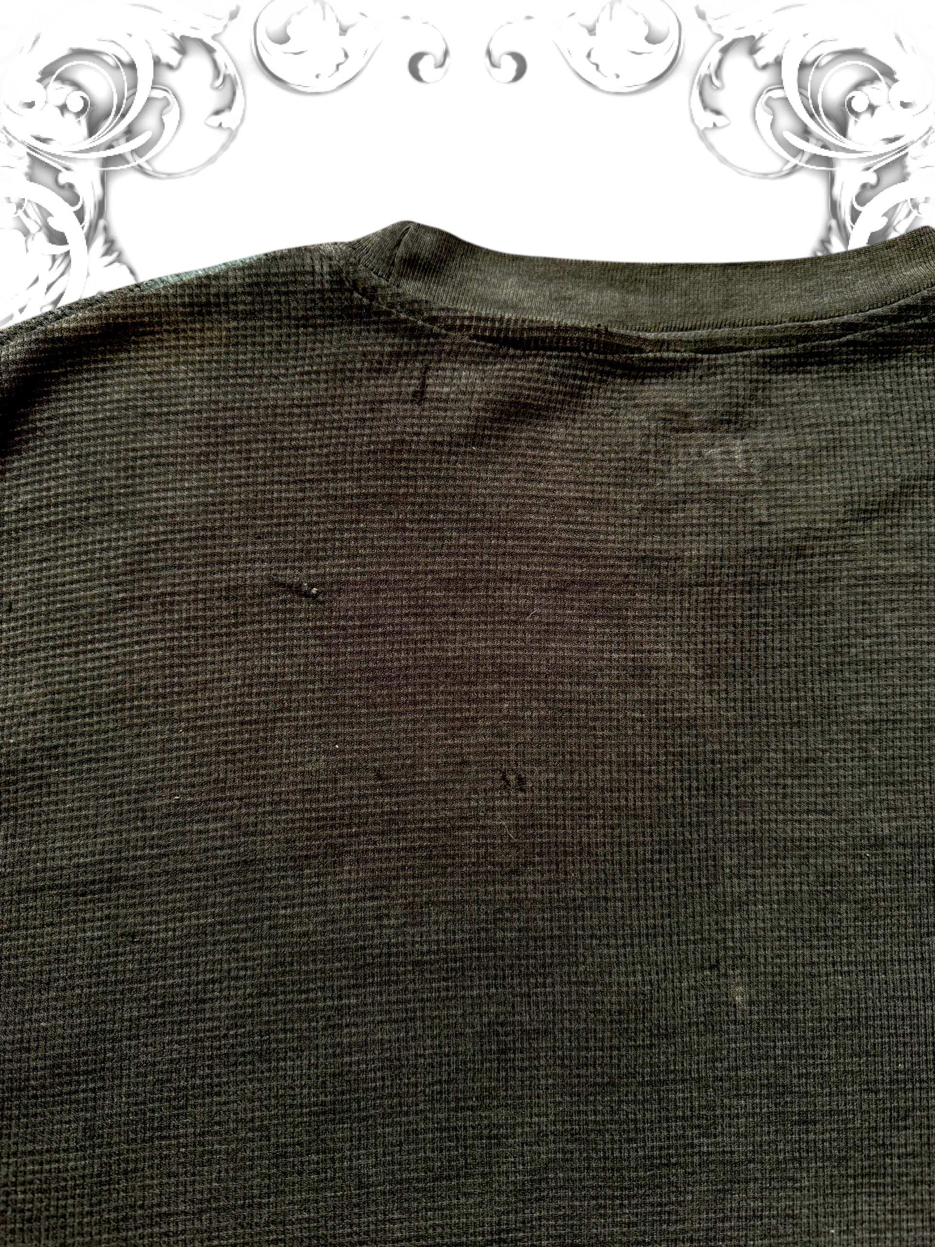 Tapout Grunge Typography Print Longsleeve