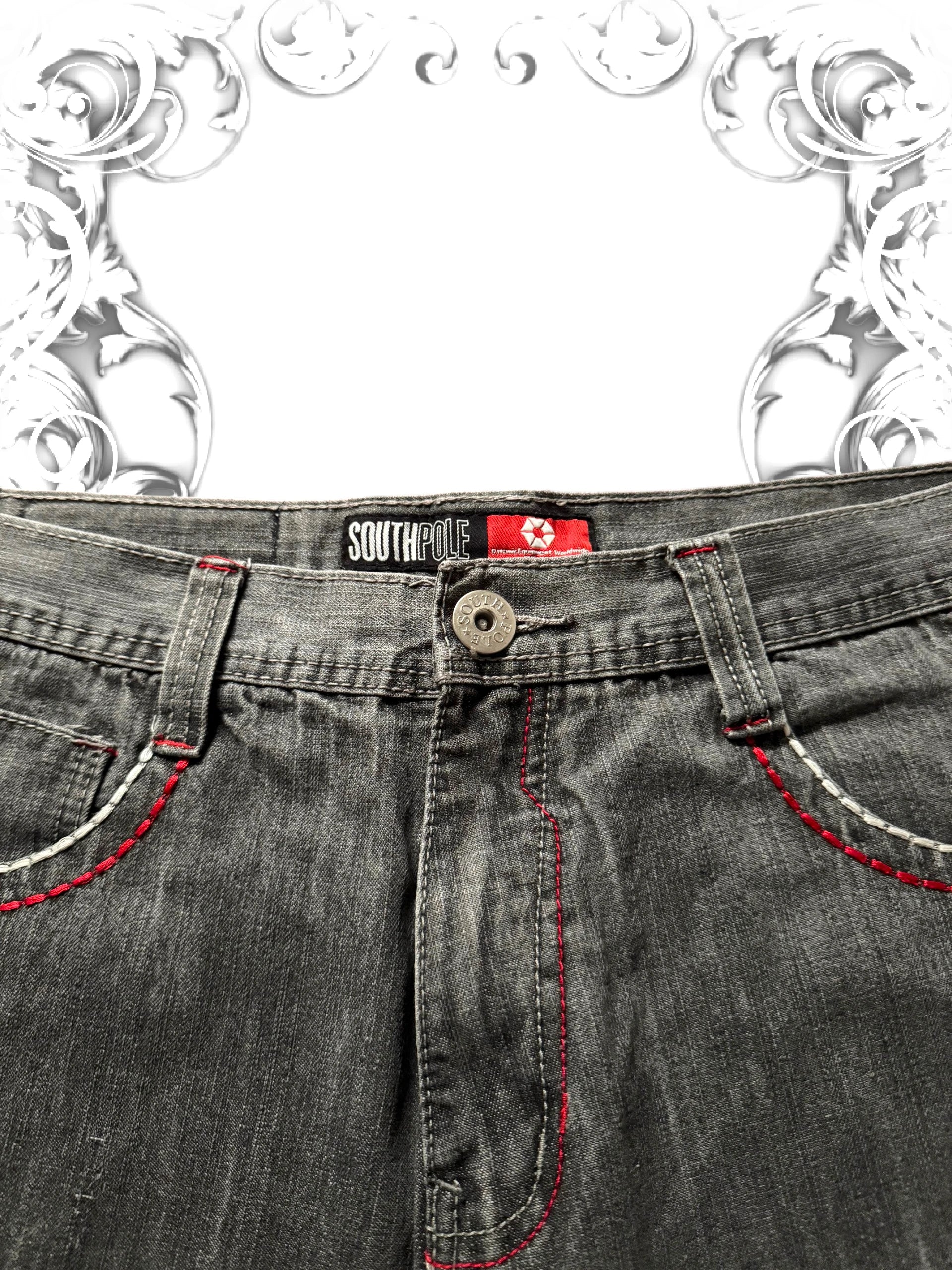Southpole Red Tab Heraldic Insignia Vintage Jorts